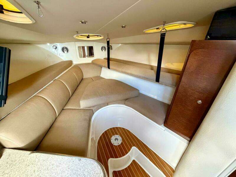 TILIKUM 35ft Hydra Sports Yacht For Sale