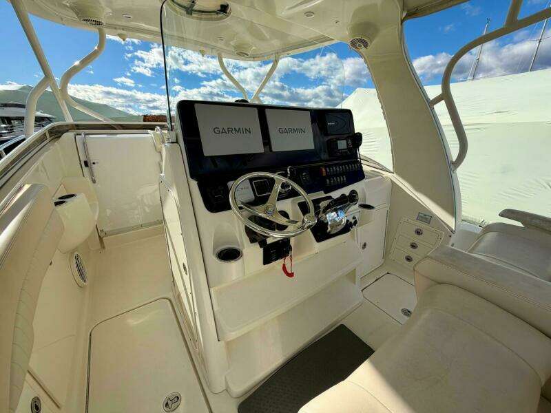 TILIKUM 35ft Hydra Sports Yacht For Sale