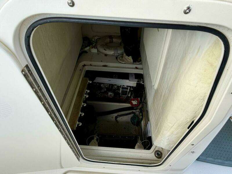 TILIKUM 35ft Hydra Sports Yacht For Sale