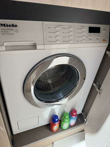 66ft Azimut Yacht For Sale