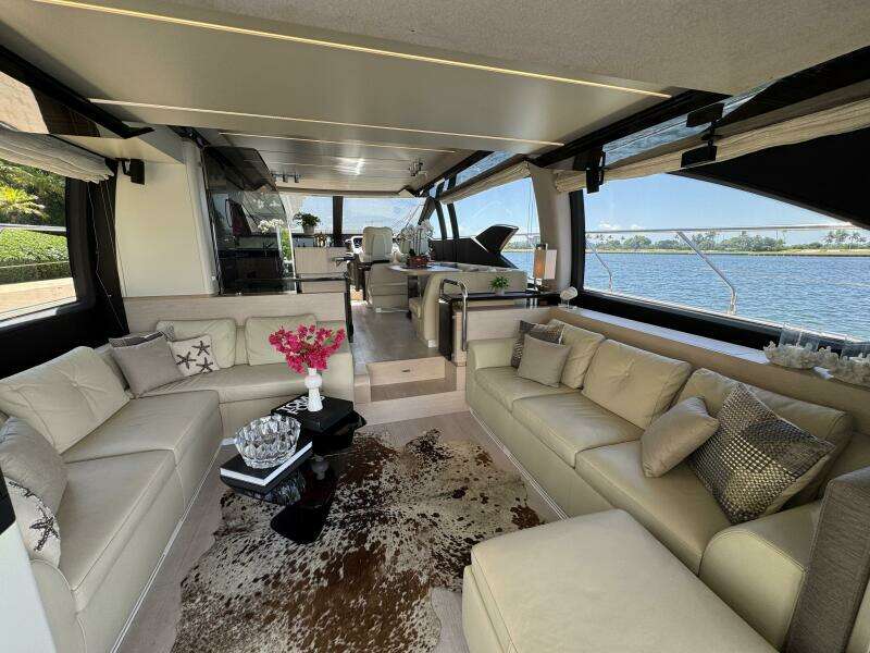 66ft Azimut Yacht For Sale