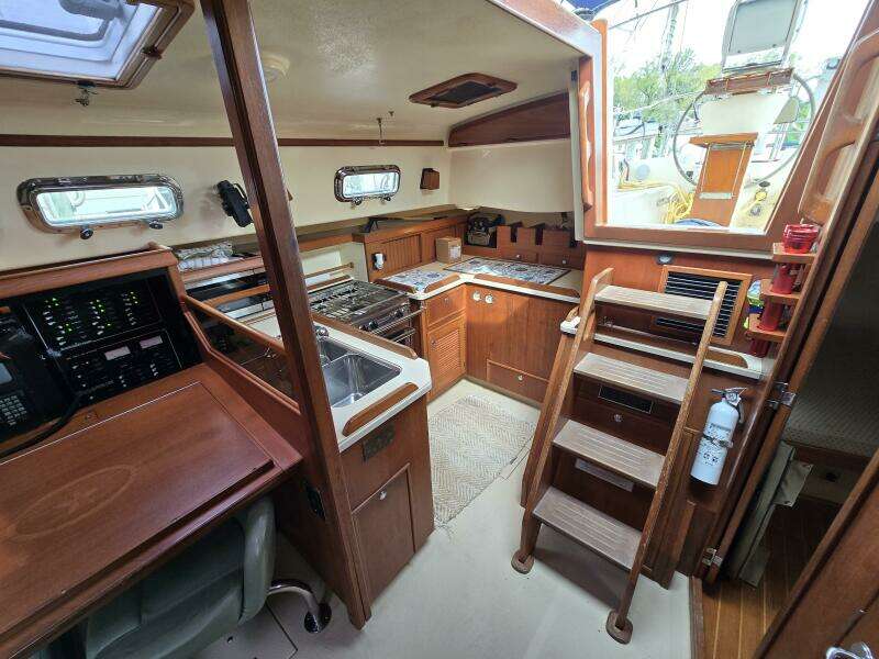 Balabusta 42ft Island Packet Yacht For Sale