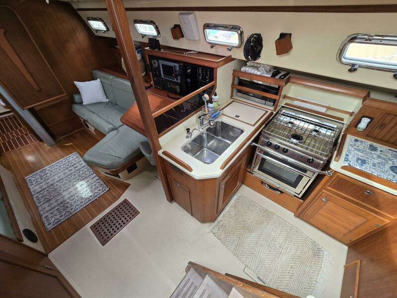 Balabusta 42ft Island Packet Yacht For Sale