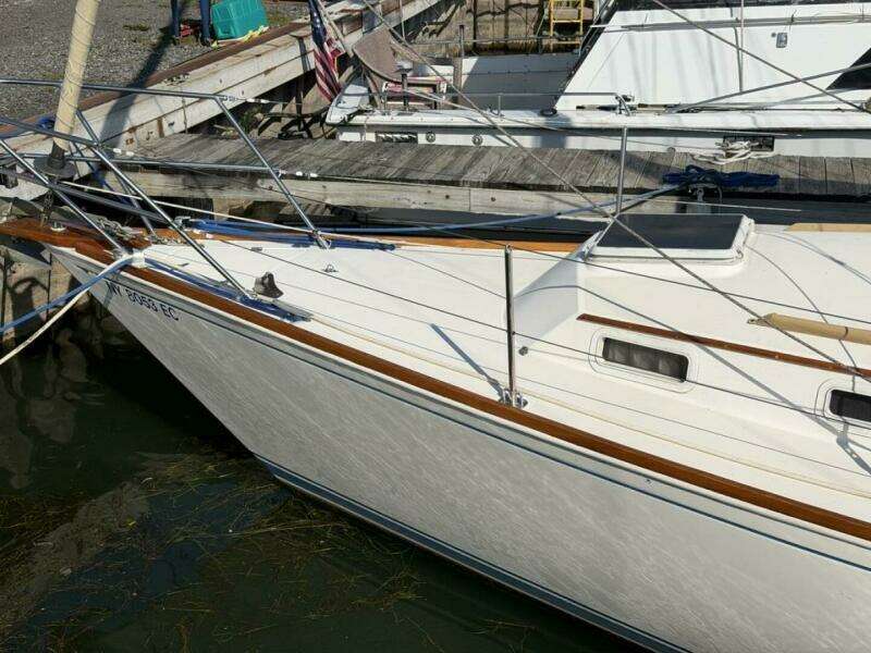 Key 34ft Sabre Yacht For Sale