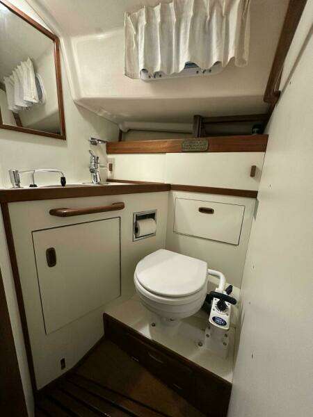 Key 34ft Sabre Yacht For Sale