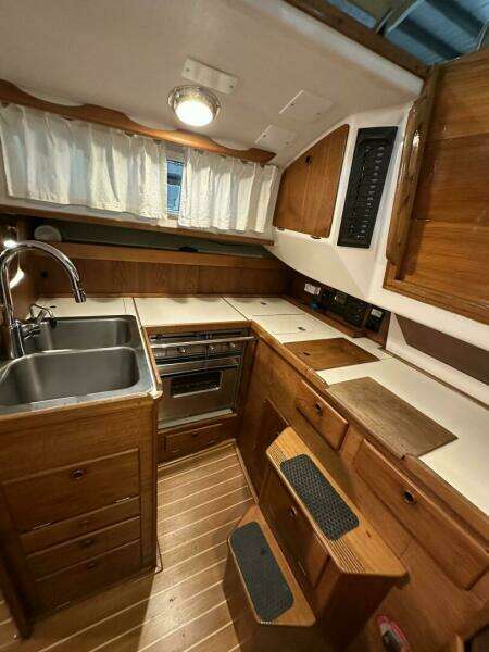 Key 34ft Sabre Yacht For Sale