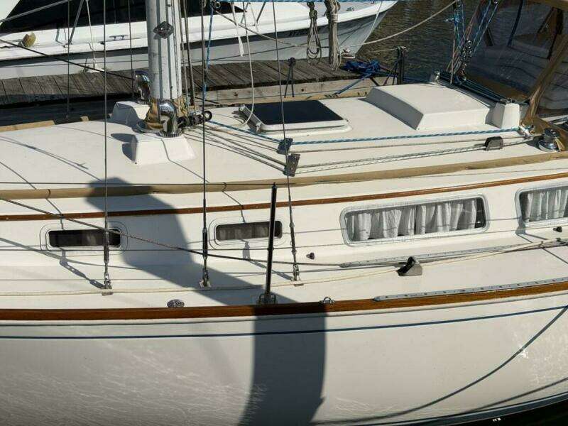 Key 34ft Sabre Yacht For Sale