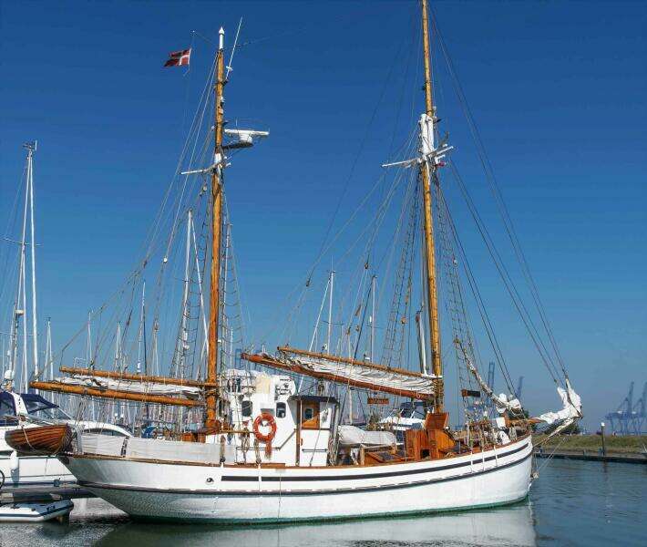 Labora 60ft Custom Yacht For Sale