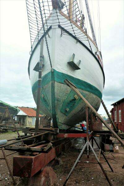 Labora 60ft Custom Yacht For Sale