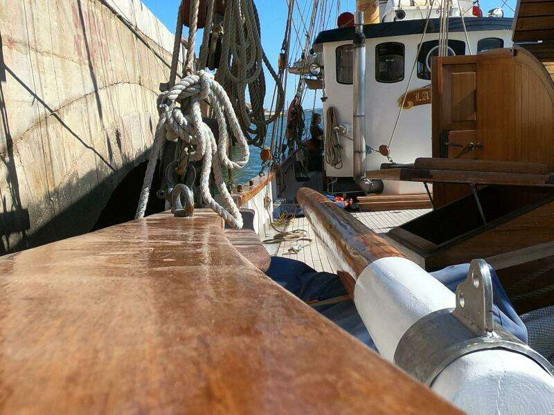 Labora 60ft Custom Yacht For Sale