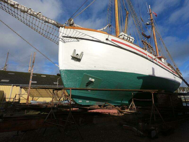 Labora 60ft Custom Yacht For Sale