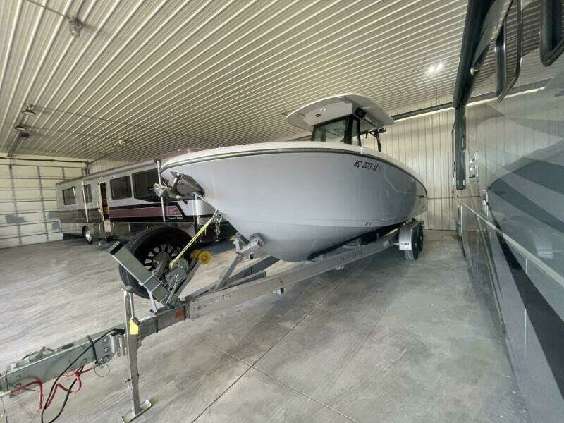 25ft Stingray Yacht For Sale