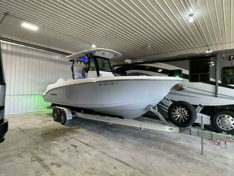 25ft Stingray Yacht For Sale