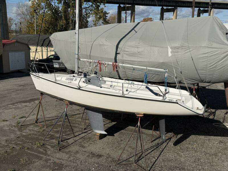 26ft Colgate Yacht For Sale