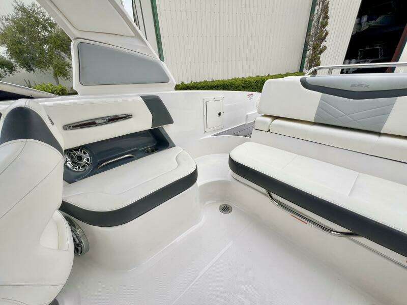 26ft Chaparral Yacht For Sale