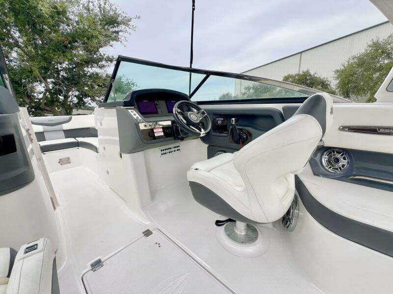 26ft Chaparral Yacht For Sale