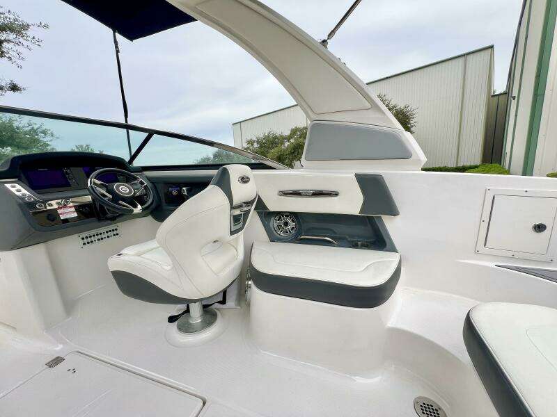26ft Chaparral Yacht For Sale