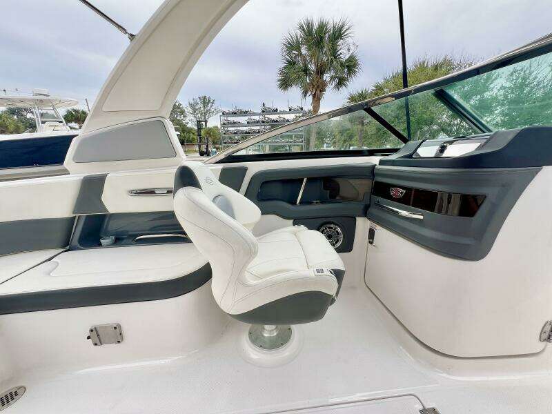 26ft Chaparral Yacht For Sale