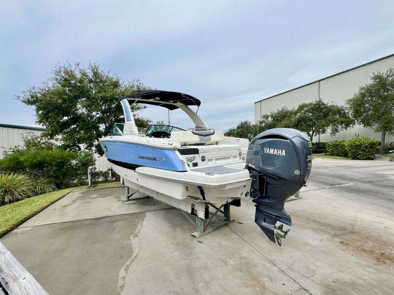 26ft Chaparral Yacht For Sale