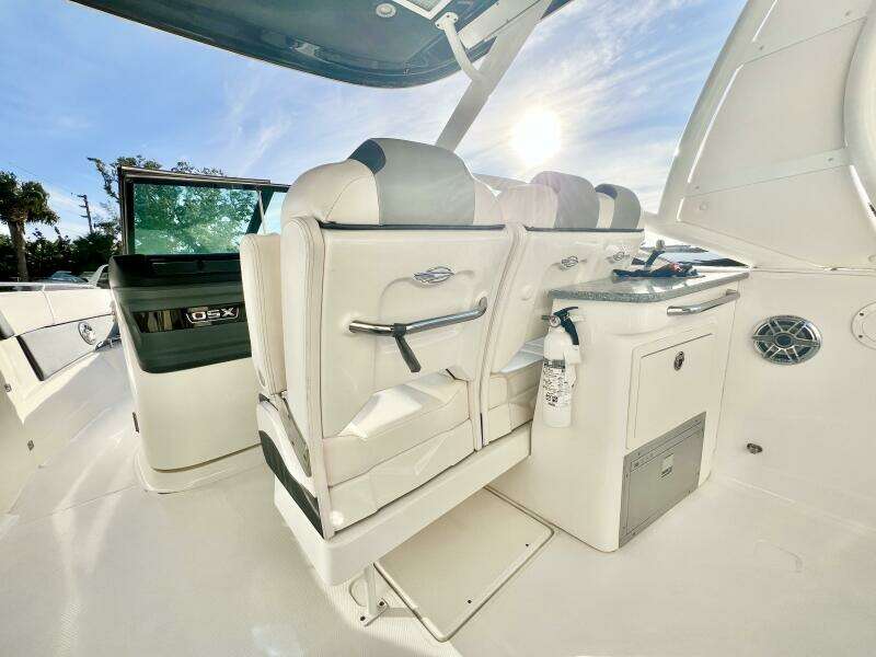 28ft Chaparral Yacht For Sale