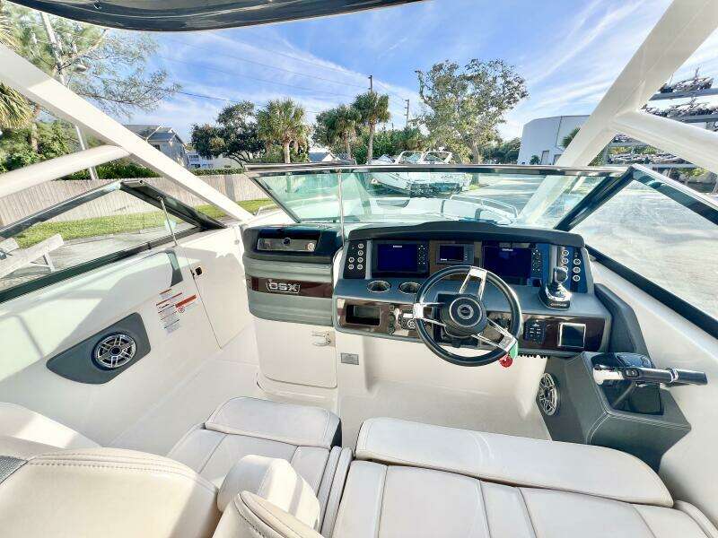 28ft Chaparral Yacht For Sale