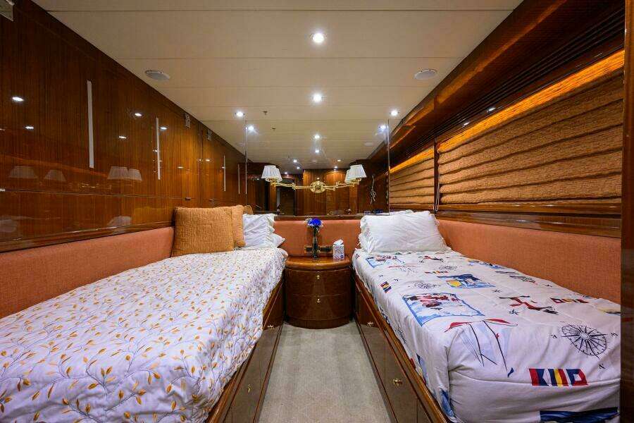 101ft Hargrave Yacht For Sale