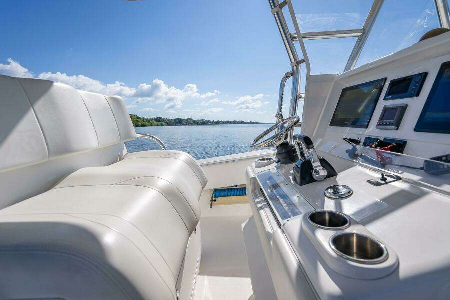 36ft Invincible Yacht For Sale