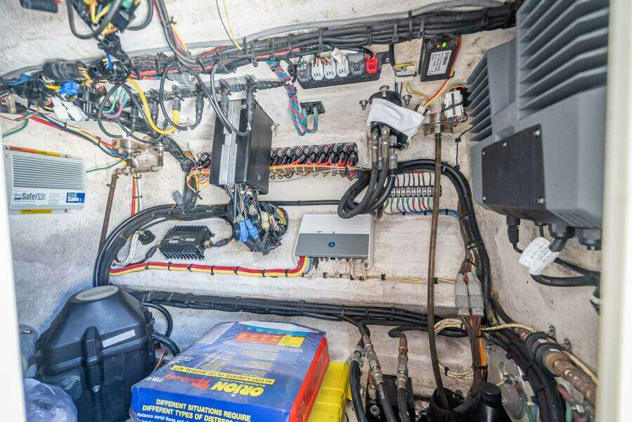 36ft Invincible Yacht For Sale