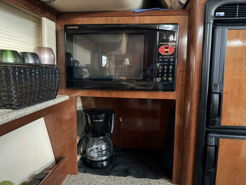 Done Building 45ft Meridian Yacht For Sale