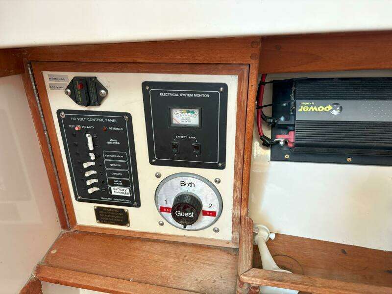 Birne 31ft Blue Seas Yacht For Sale