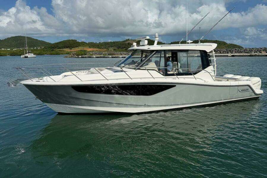 LA GRISSELLE 41ft Boston Whaler Yacht For Sale