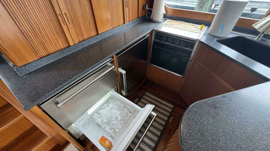 Galley Ice Maker