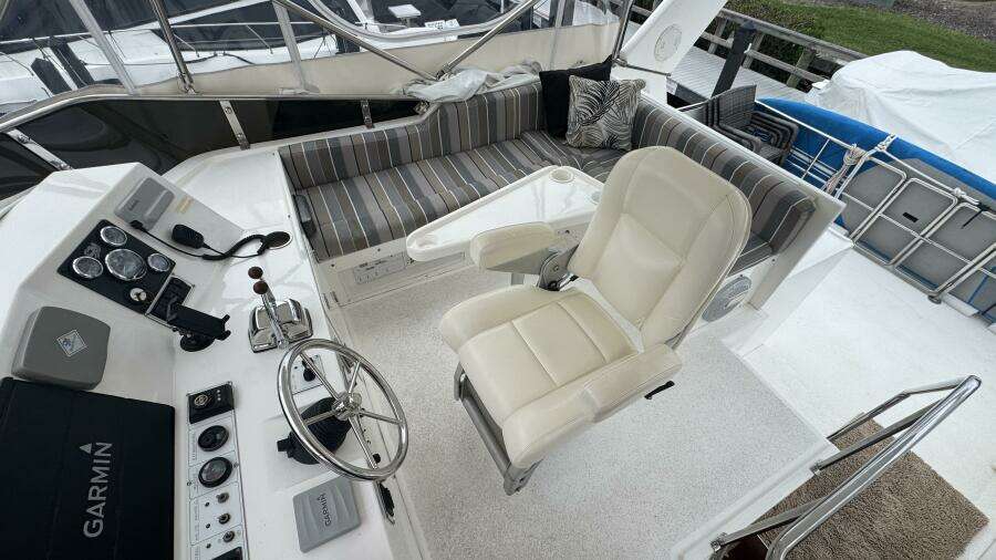 Flybridge Helm