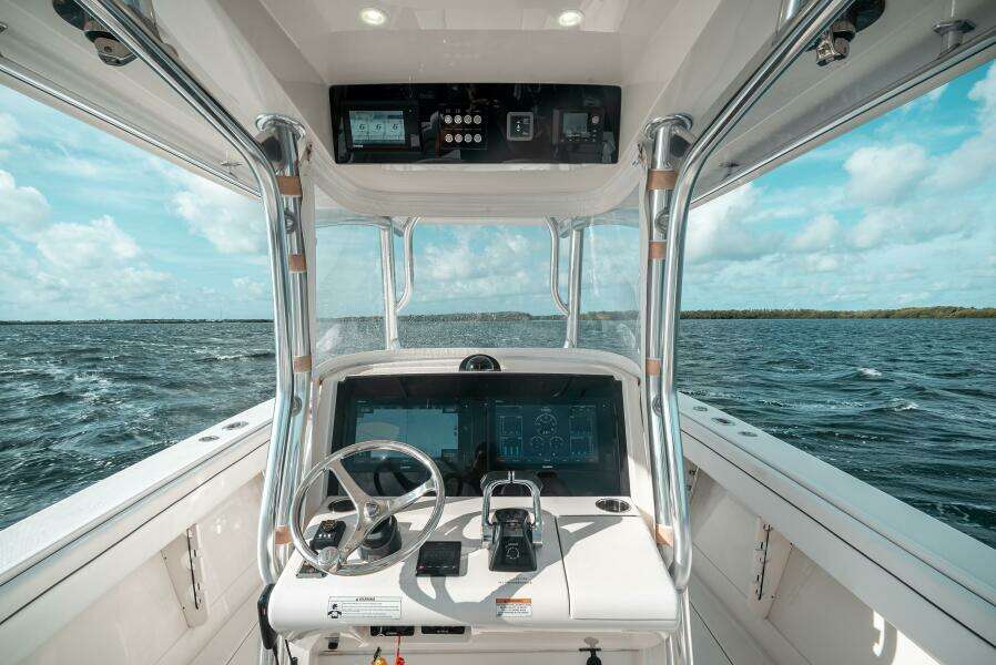 34ft Jupiter Yacht For Sale