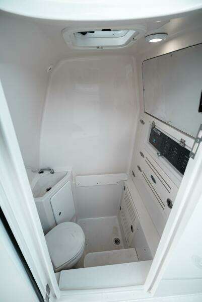 34ft Jupiter Yacht For Sale