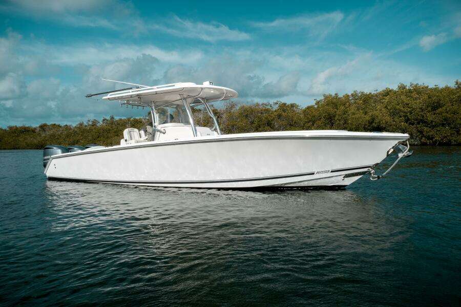 34ft Jupiter Yacht For Sale