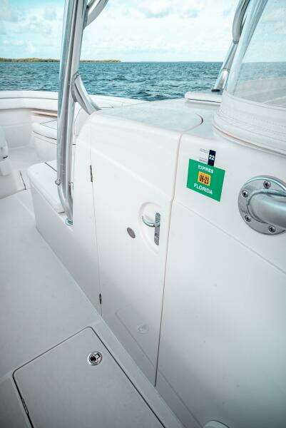 34ft Jupiter Yacht For Sale