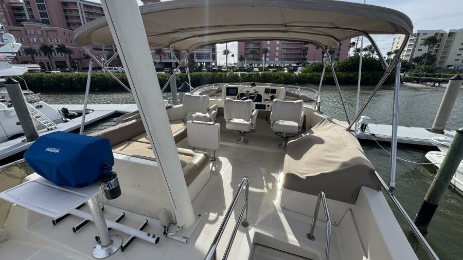 34' 2008 Mainship 34 TRAWLER