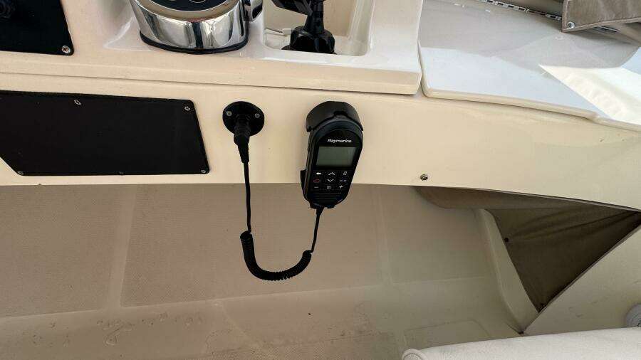 Flybridge Upper Helm