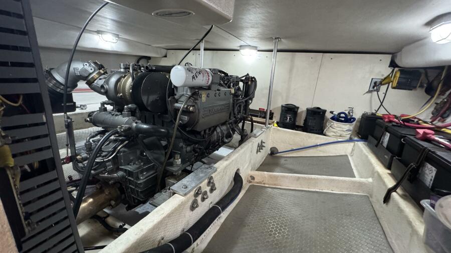 34' 2008 Mainship 34 TRAWLER