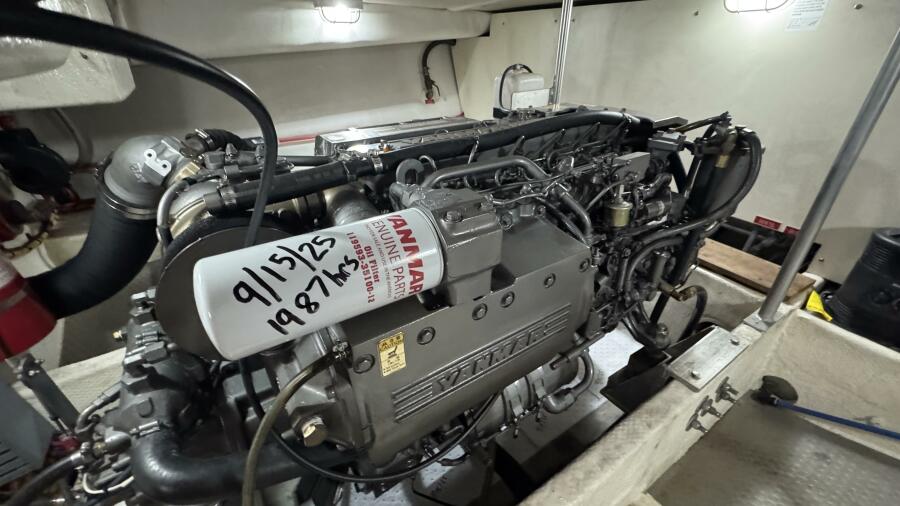 34' 2008 Mainship 34 TRAWLER