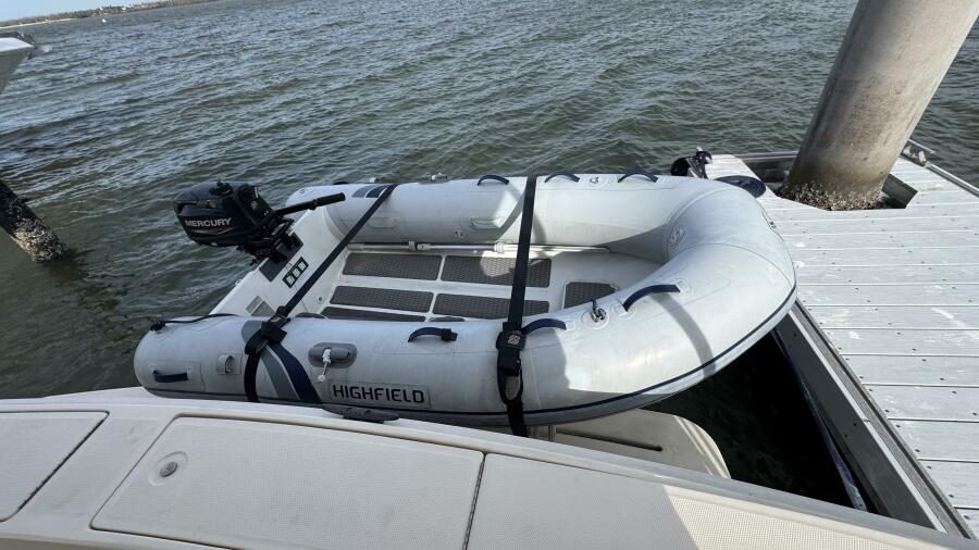 34' 2008 Mainship 34 TRAWLER