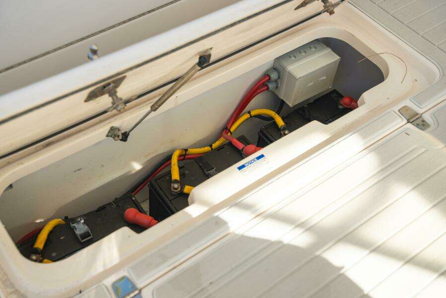 38ft Pursuit Yacht For Sale