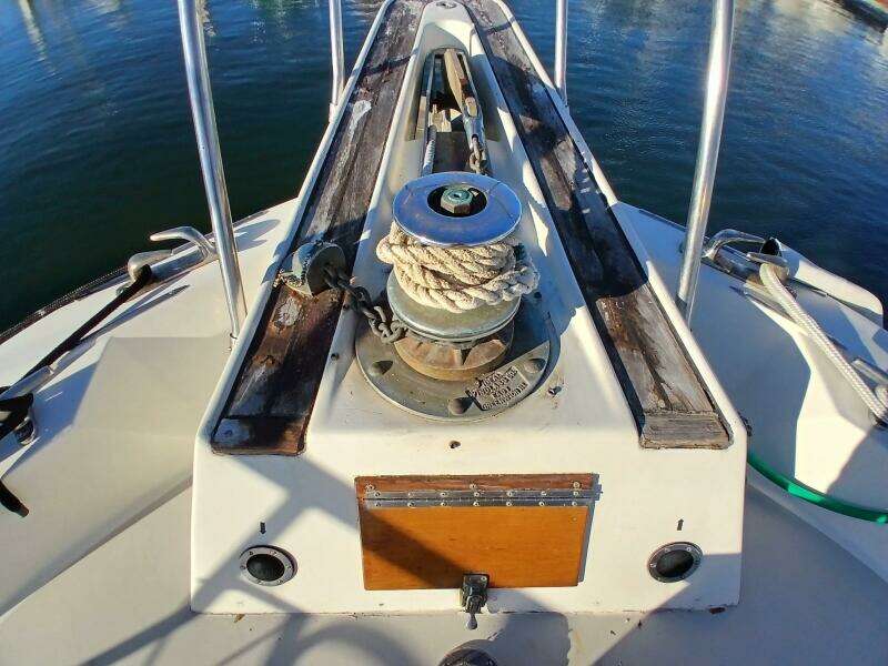 Concrete Idea 48ft Hatteras Yacht For Sale