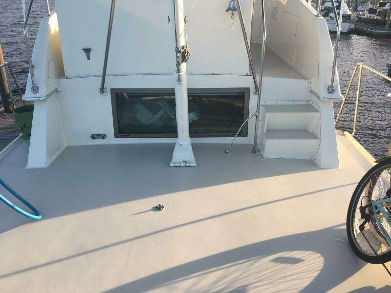 Concrete Idea 48ft Hatteras Yacht For Sale