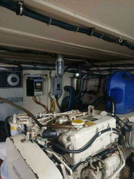 Concrete Idea 48ft Hatteras Yacht For Sale