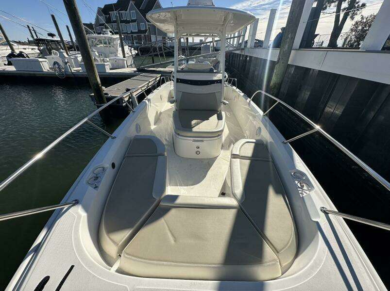27ft Boston Whaler Yacht For Sale