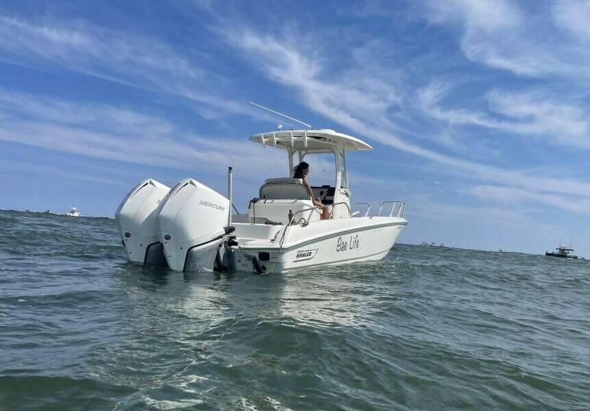 27ft Boston Whaler Yacht For Sale