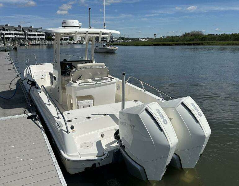 27ft Boston Whaler Yacht For Sale