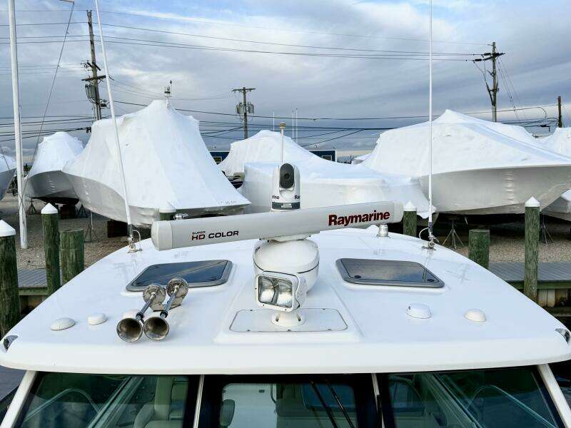 34ft Boston Whaler Yacht For Sale